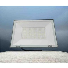 Lightech 200 ve 300 Watt Projektör