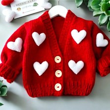 El Örgüsü Kalpli Bebek Hırka