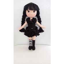 Wednesday Amigurumi Örgü Oyuncak