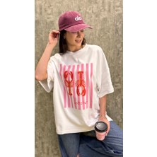 Leilaa Yan Yırtmaçlı Baskılı T-Shirt