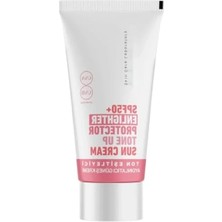 Esranın Dünyası Yüksek Koruma Etkili Aydınlatıcı Yüz Güneş Kremi (50 Ml)