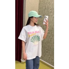 Leilaa Yan Yırtmaçlı Baskılıt-Shirt