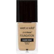Wet N Wild Photo Focus Fondöten Classic Beige 04 Renk Tonu ile Pürüzsüz Görünüm ve SPF Koruma