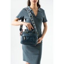 Baginn Vegan Deri Günlük Kadın Postacı Çanta Çapraz Askılı Omuz Çantası Y.s. Deri 27*23 cm Charm Hediyeli