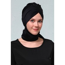 Haşema İmzalı Siyah Büzgülü Deniz Bonesi %100 Polyester Kumaş Özelliği ile Kadınlar İçin Rahat Kullanım
