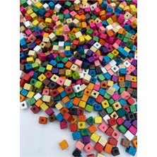 Hedef Bijuteri 5mm Renkli Küp Tahta Ahşap Boncuk 50 gr Plastik Malzeme ile Takı Yapımında Kullanım