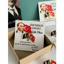Caca Tasarım Öğretmenler Günü Özel Türk Bayrağı ve Atatürk Rozet Hediyelik Broş Okul Kurumsal