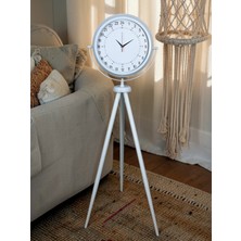 Akıllı Durak Beyaz 24 Saat Göstergeli Tripod Ayaklı Saat