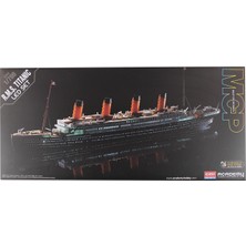 Academy 1/700 Ölçekli R.M.S Titanik Gemi Maketi LED Işıklı Plastik Malzemeden Üretilmiştir