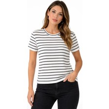 Bi Baksana Çizgili Yazlık Triko T-Shirt Bisiklet Yaka Rahat Kalıp Tişört - Beyaz