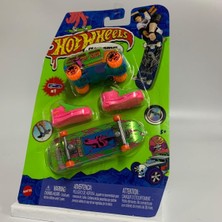Hot Wheels Skate Howlan Rockster