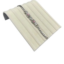 PremiumPort Yerli Üretim Süet Kumaş Krem Renk Bileklik ve Künye Standı