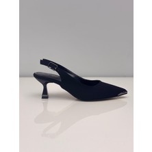 Feles Kadın Siyah Nubuk Stiletto Uç Kısmı Detaylı Ince Topuklu Arkası Açık Stiletto – 5 cm - Podeia Estilo