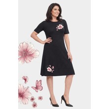 Curvy Trend Büyük Beden Hibiskus Çiçek Baskılı Yuvarlak Yaka Kısa Kol Viskon Elbise