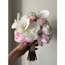 Caelia Beyaz Orkide ve Pembe Şakayık Gelin Çiçeği Zarif ve Şık Gerçek Görünümlü Yapay Çiçek