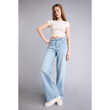DeFacto Low Rise Wide Leg Düşük Bel Geniş Paça Jean Pantolon G2208AX26SP