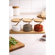 Nokka 3’lü Borosilikat Cam Baharatlık Seti Ahşap Kapaklı Kaşıklı – Standlı Kavanoz Seti