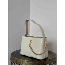 Şık ve Kullanışlı Kadın Çanta | Günlük & Özel Gün Kombinlerine Uygun