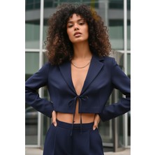 Bağlama Detay Crop Blazer Ceket