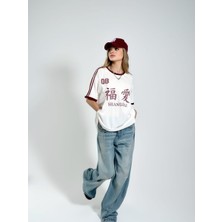 Modeva Global Kadın Bordo Shanghai Yazılı Oversize Tişört Bisiklet Yaka Rahat Kalıp