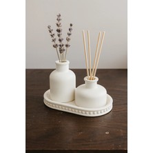 Sisay Home 2’li Dekoratif Mini Vazo & Tray Set – Çiçekli ve Çubuklu Salon Masa Üstü Dekor