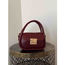 Şık ve Kullanışlı Kadın Çanta | Günlük & Özel Gün Kombinlerine Uygun