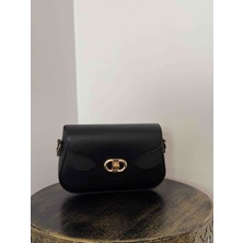 Şık ve Kullanışlı Kadın Çanta | Günlük & Özel Gün Kombinlerine Uygun