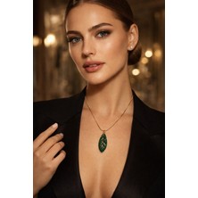 Solare Accessories Yeşil Mine Yaprak Uçlu Çelik Kolye (Altın Kaplama Zincir)