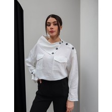 Esra Helvacı Dik Yaka Düğmeli Çizgili Gömlek
