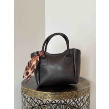 Şık ve Kullanışlı Kadın Çanta | Günlük & Özel Gün Kombinlerine Uygun