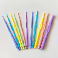 NT Plastik Örgü Tığ Seti 11 Adet (2)-(2.5)-(3)-(3.5)-(4)-(4.5)-(5)-(6)-(8)-(10) Numaralar