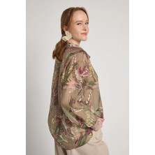 Minaaise Oversize V Yaka Çiçek Desenli Gömlek Haki