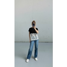 Eteği Dantel Detay Bluz