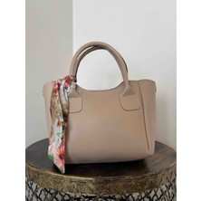 Şık ve Kullanışlı Kadın Çanta | Günlük & Özel Gün Kombinlerine Uygun