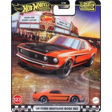 Hot Wheels Premium Boulevard 69 Ford Mustang Boss 302
