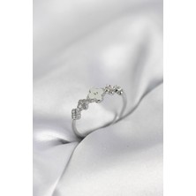 Youday Accessories Gümüş Renk Minimal Yonca ve Zirkon Taşlı Kadın Yüzük