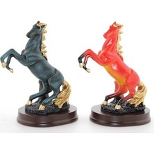 TeknoKapsül Polyester Şahlanmış At Figürü ALK1624