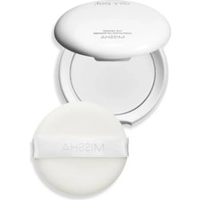 Esranın Dünyası Ultra Hafif Kompakt Pudra 10 gr Mat Bitiş