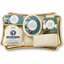 Esranın Dünyası Hediye Banyo Seti – 4 Türk Hamam Sabunu, 1 Süngerli Sabun ve Kese ile Tepsi