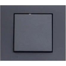 Esranın Dünyası Füme Renk Anahtar, Şık Tasarım ve Fonksiyonel Kullanım