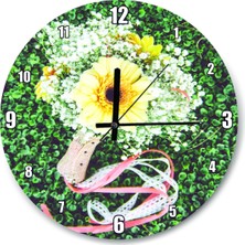 Yeşil Yapraklar ve Gelin Çiçeği Desenli Duvar Saati 30X30 cm