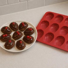 PremiumPort 12'li Deniz Kabuğu Silikon Kek ve Çikolata Kalıbı, Pratik ve Şık Tasarım