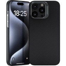 The Gencoo Apple iPhone 15 Pro Kılıf Magsafe Şarj Özellikli 600D Kevlar Tgco Krek Karbon Standlı Kapak-Siyah