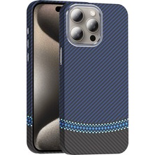 The Gencoo iPhone 15 Pro Kılıf Magsafe Şarj Özellikli Karbon Fiber Görünümlü Tgco Gros Kapak - Siyah-Lacivert