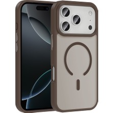 The Gencoo iPhone 17 Pro Kılıf M-Safe Şarj Özellikli Mat Arka Yüzey Tgco Sio Kapak - Desert Titanyum