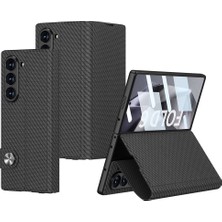 The Gencoo Galaxy Z Fold 6 Kılıf Karbon Fiber Tasarımlı Magnetik Tokalı Kartlıklı Tgco Kıpta Zegna Kapak-Siyah