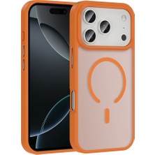 The Gencoo iPhone 17 Pro Max Kılıf M-Safe Şarj Özellikli Mat Arka Yüzey Tgco Sio Kapak - Turuncu