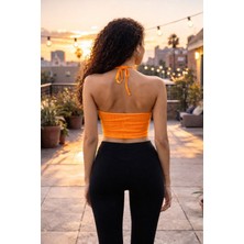 Machetta Kadın Boyundan Ip Askılı Göğüs Halka Detaylı Crop Bluz