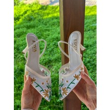 Erva'nın Butiği Beyaz (Livia) Çiçek Nakış Detay Topuklu Kadın Stiletto