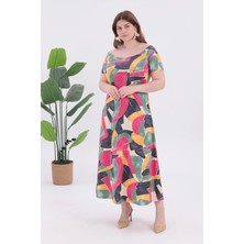 Madwilo Kadın Pembe Gri Geometrik Desen Kayık Yaka Kısa Kol Büyük Beden Esnek Maxi Elbise